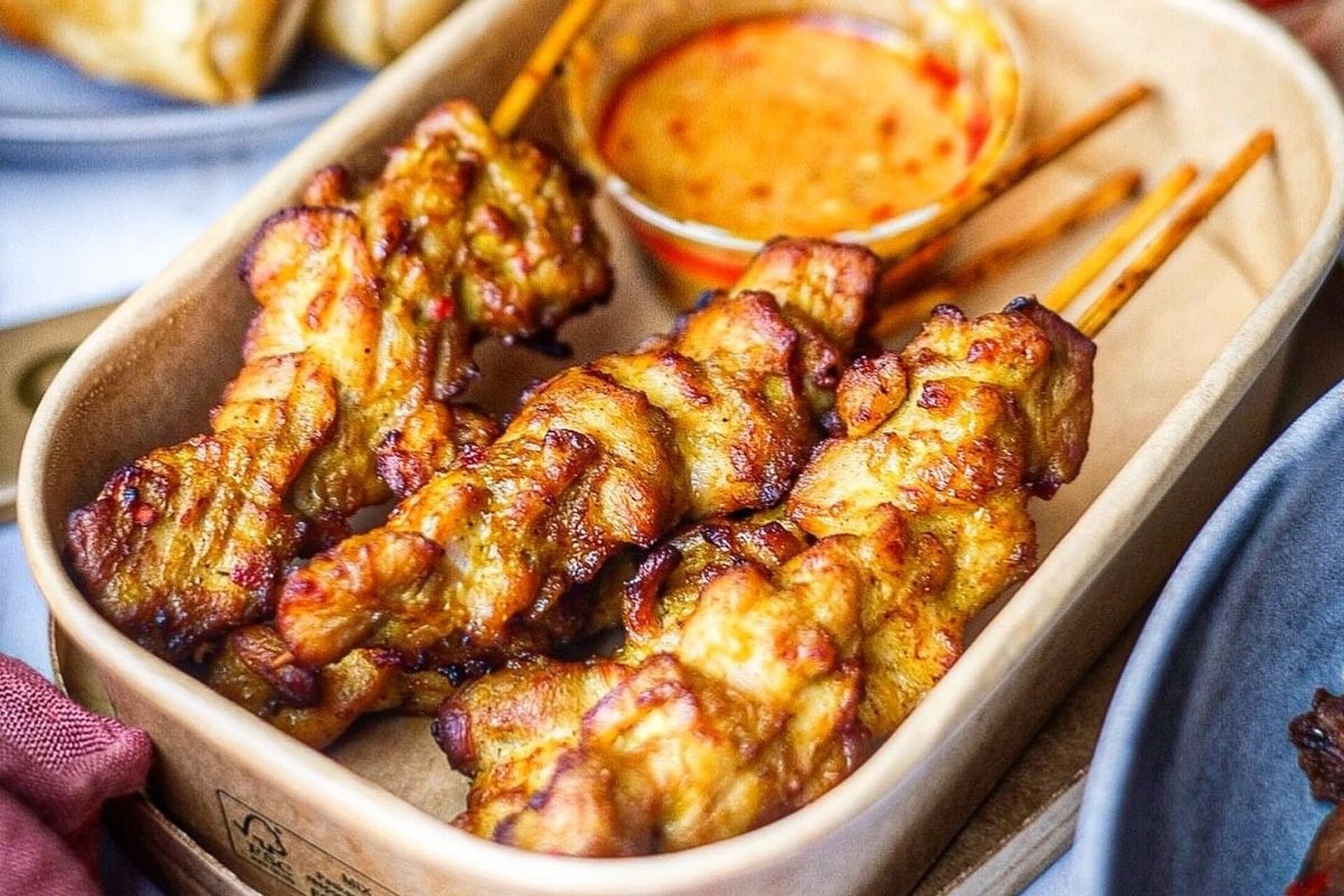 Thaikhun street food chicken satay
