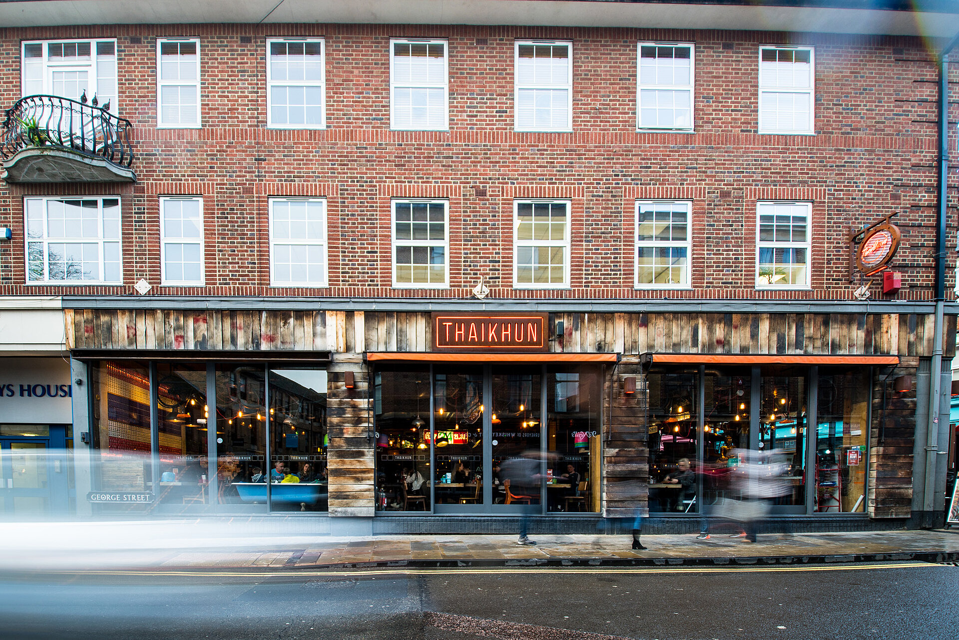 Thaikhun Oxford Thai street food