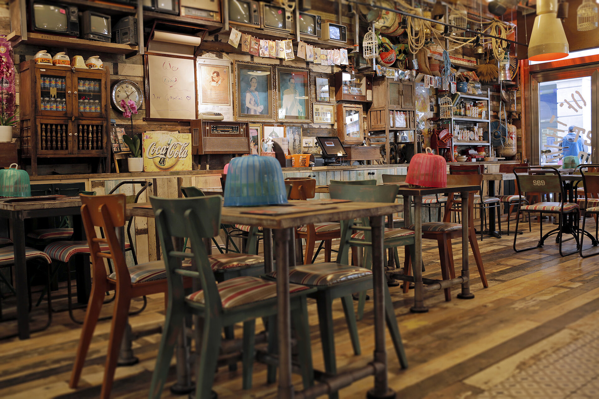 Thaikhun Bath Thai street food