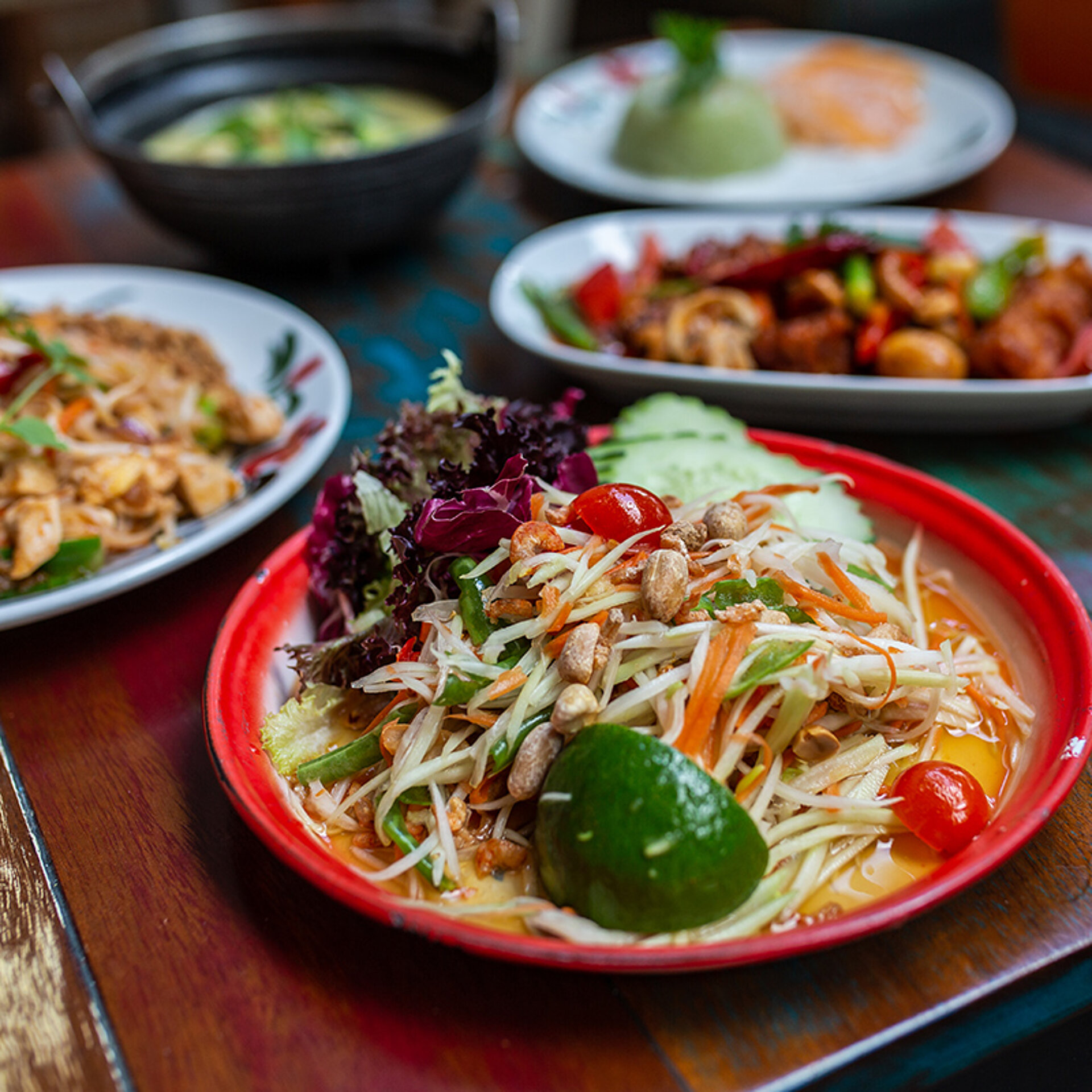 Thaikhun Street Food Papaya Salad